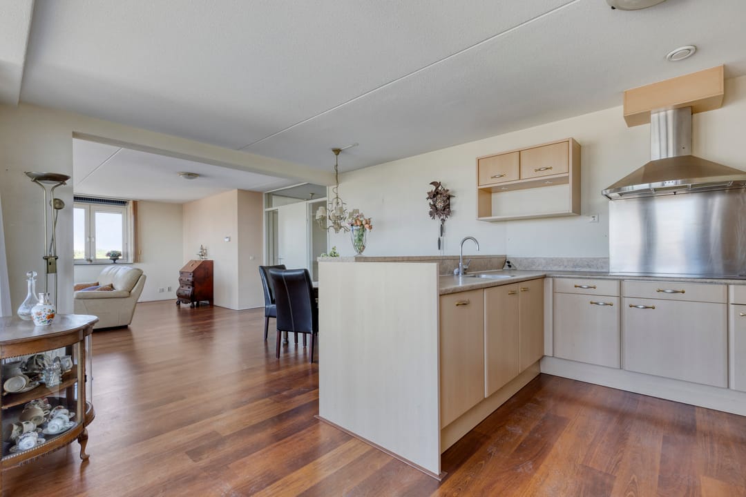 Foto 16 van Joop den Uyllaan 33