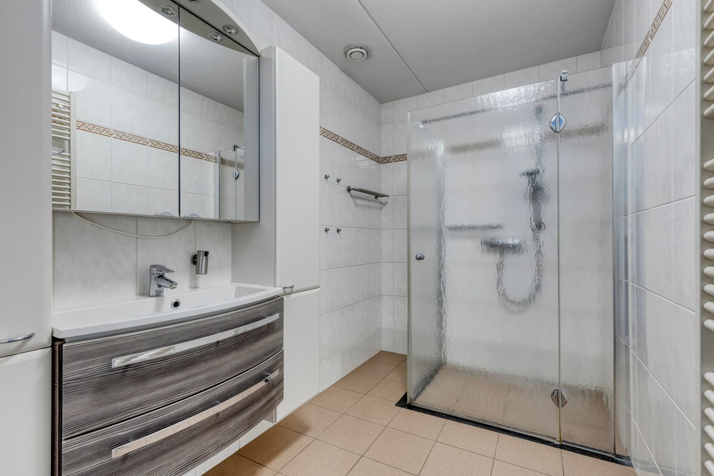 Foto 19 van Joop den Uyllaan 33