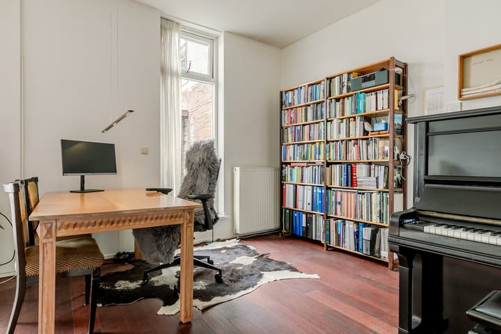 Foto 12 van Burgwal 103