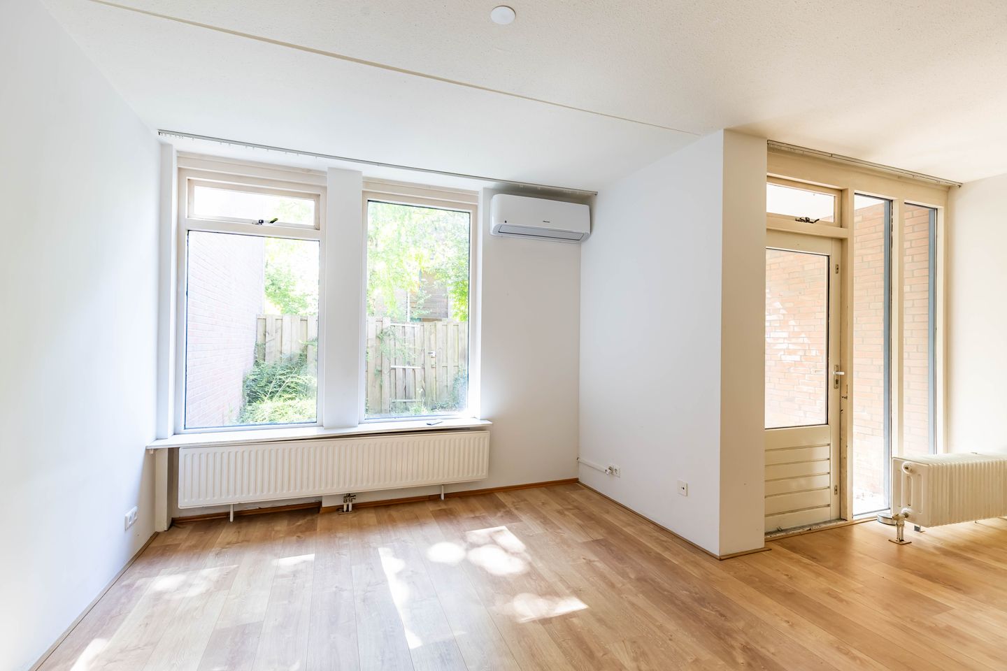 Foto 20 van Petrus Campersingel 31-52