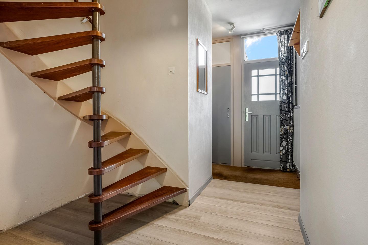 Foto 10 van Staringstraat 88