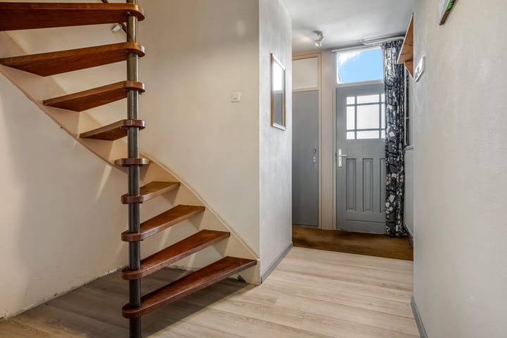 Foto 10 van Staringstraat 88