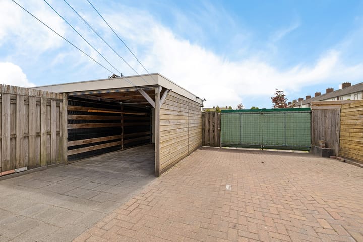 Foto 30 van Spitael 102