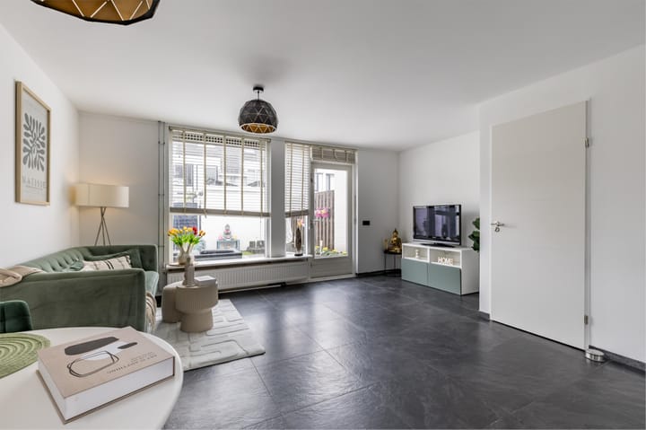 Foto 9 van Weegbree 25