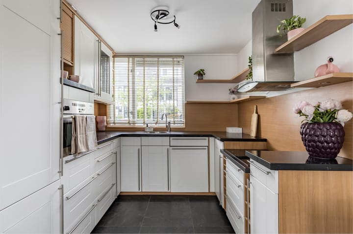 Foto 12 van Weegbree 25