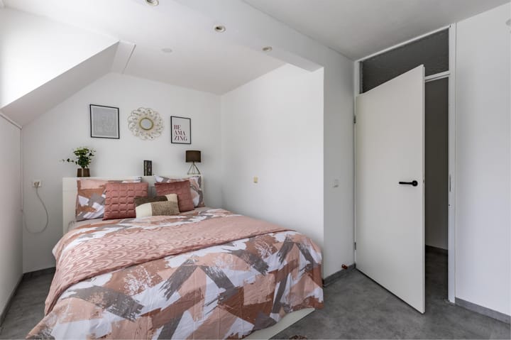 Foto 19 van Weegbree 25