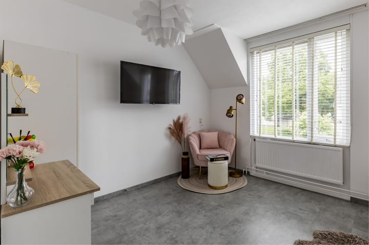 Foto 20 van Weegbree 25