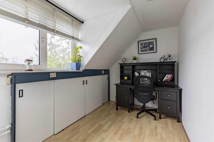 Foto 31 van Weegbree 25