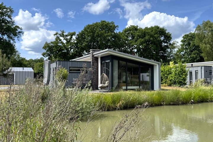 Foto 1 van Dwarsweg 73-A64