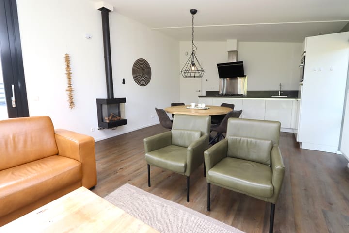 Foto 17 van Dwarsweg 73-A64