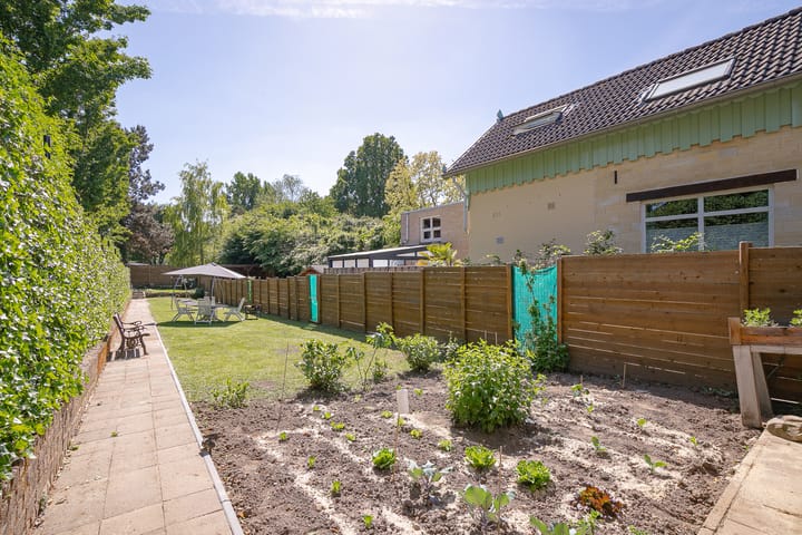 Foto 13 van Vroenhof 25