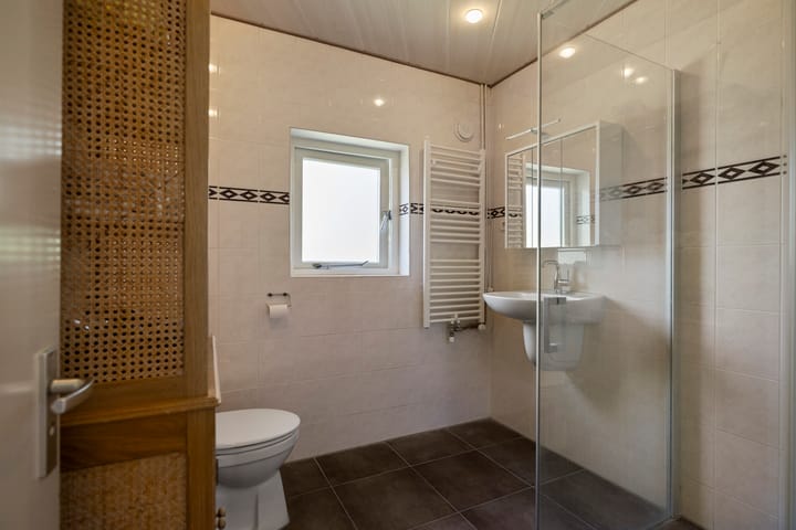 Foto 15 van Hagedoornstraat 49