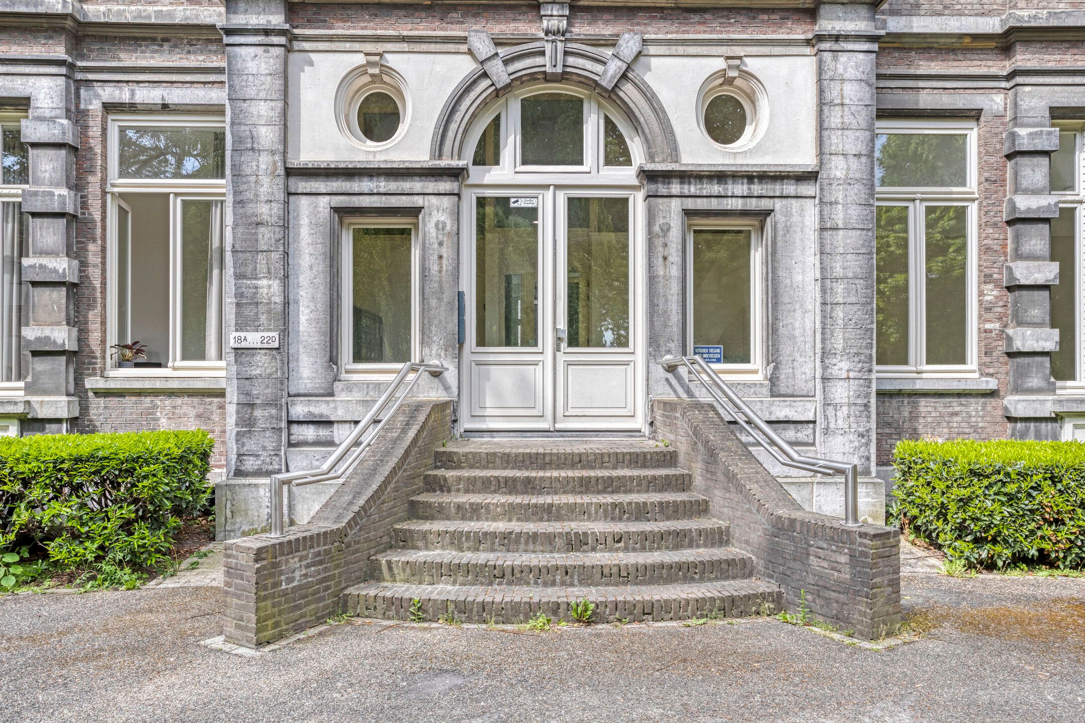 Photo 3 of Professor Pieter Willemsstraat 20-C