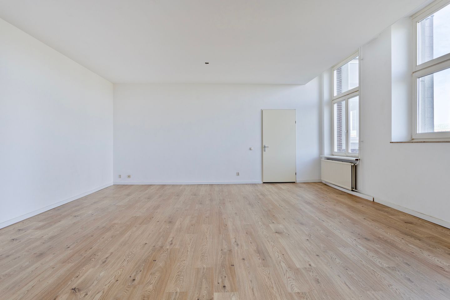 Photo 10 of Professor Pieter Willemsstraat 20-C