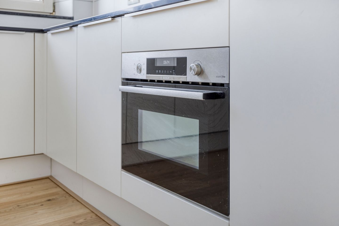 Photo 14 of Professor Pieter Willemsstraat 20-C