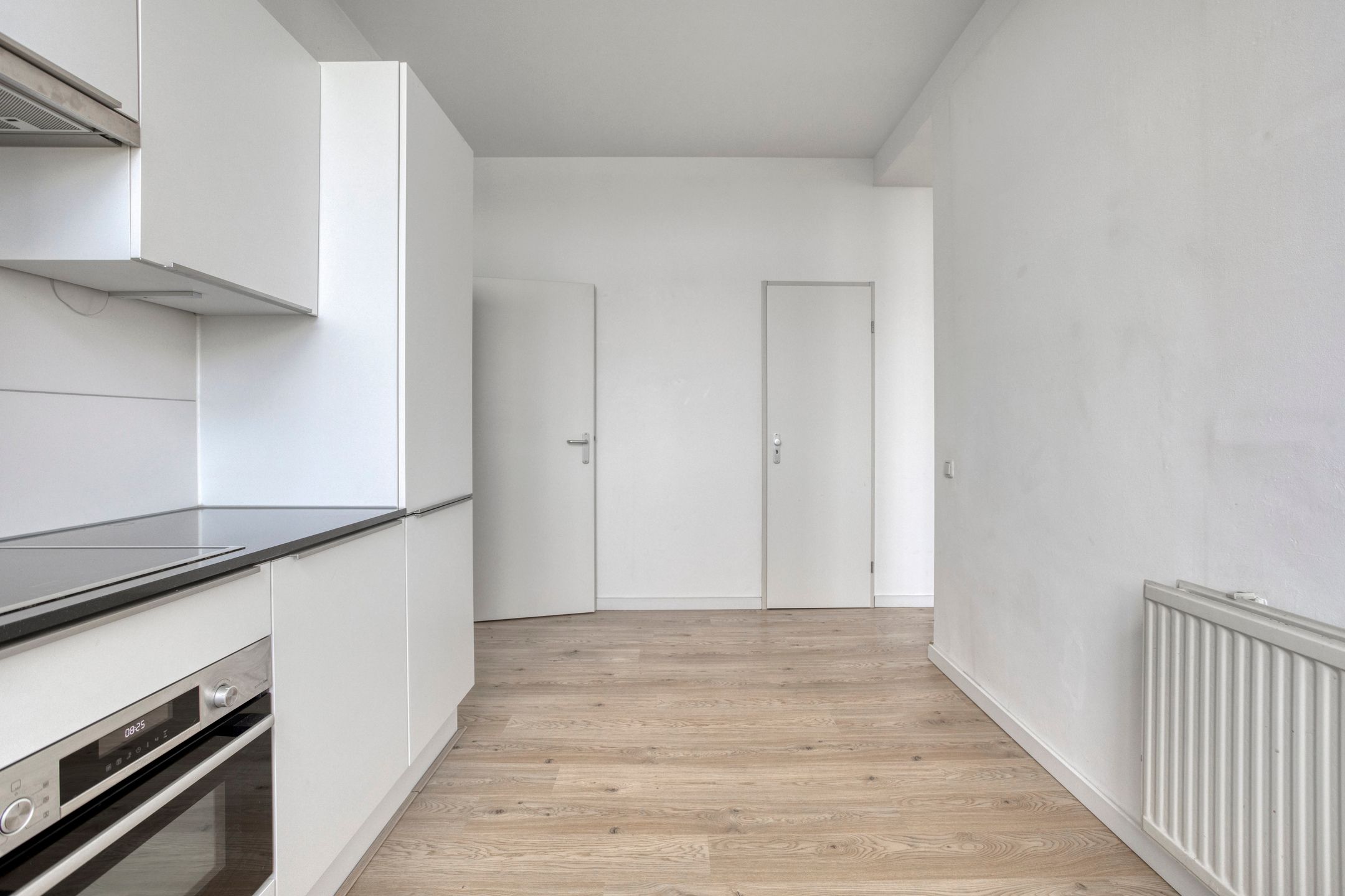 Photo 15 of Professor Pieter Willemsstraat 20-C