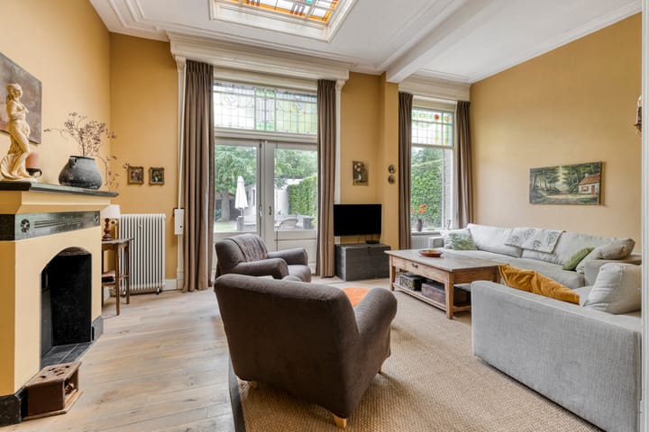 Foto 13 van Vughtstraat 10