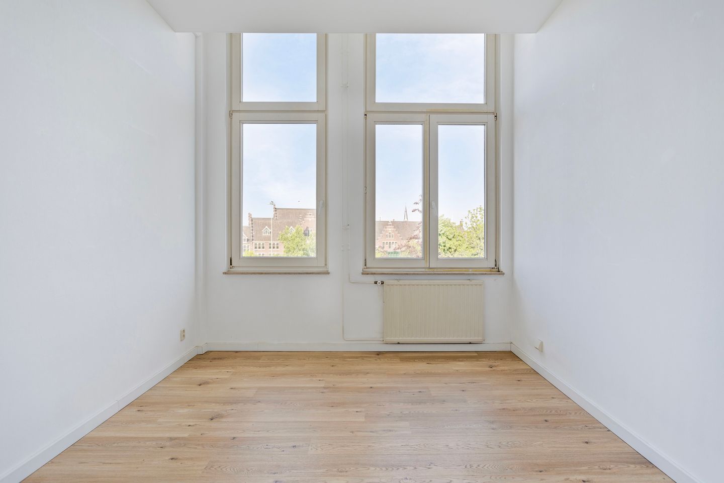 Photo 20 of Professor Pieter Willemsstraat 20-C