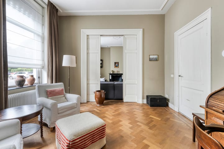 Foto 24 van Vughtstraat 10