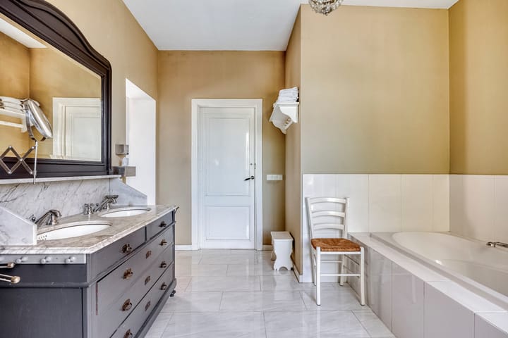 Foto 48 van Vughtstraat 10