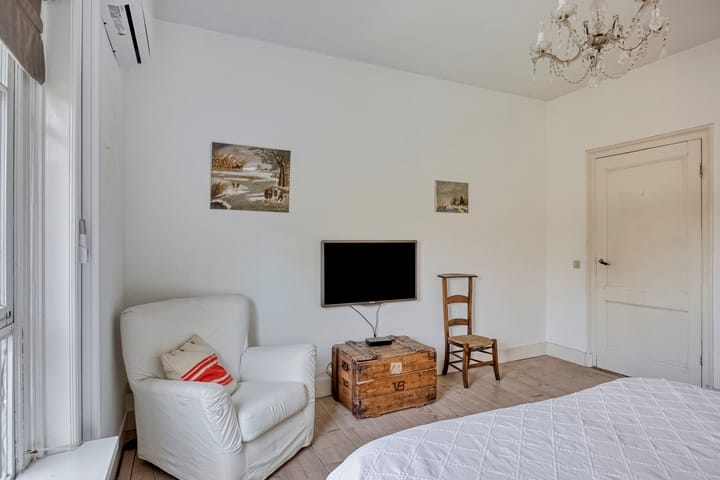 Foto 45 van Vughtstraat 10