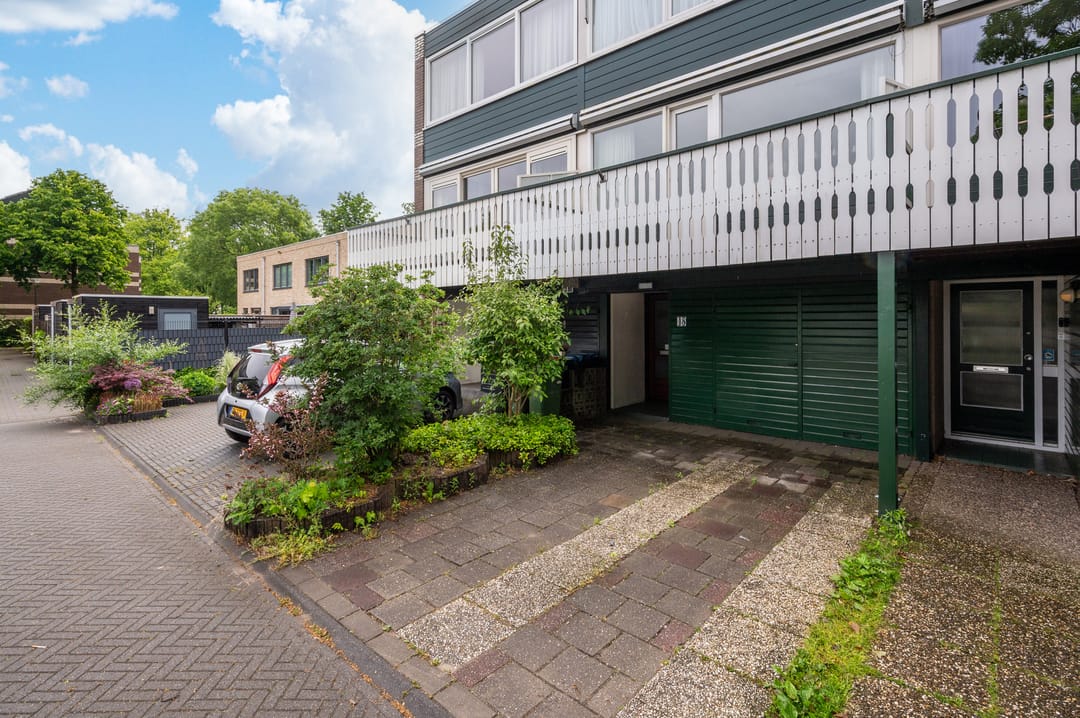 Foto 2 van Dovenetel 48