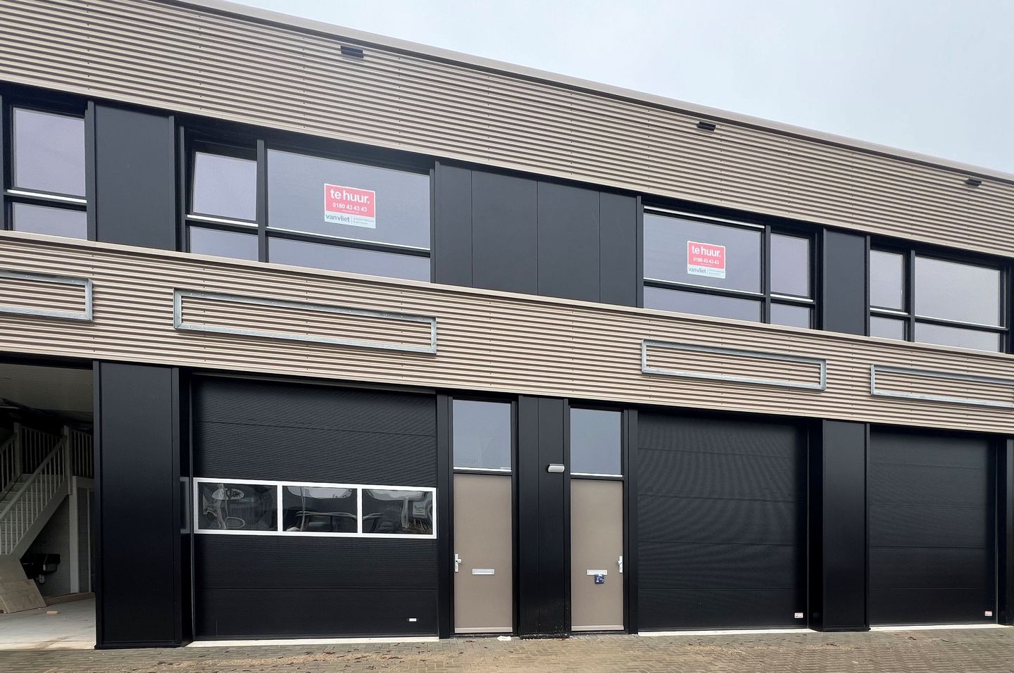 Bekijk foto 2 van Laurens Jzn. Costerstraat 4-G