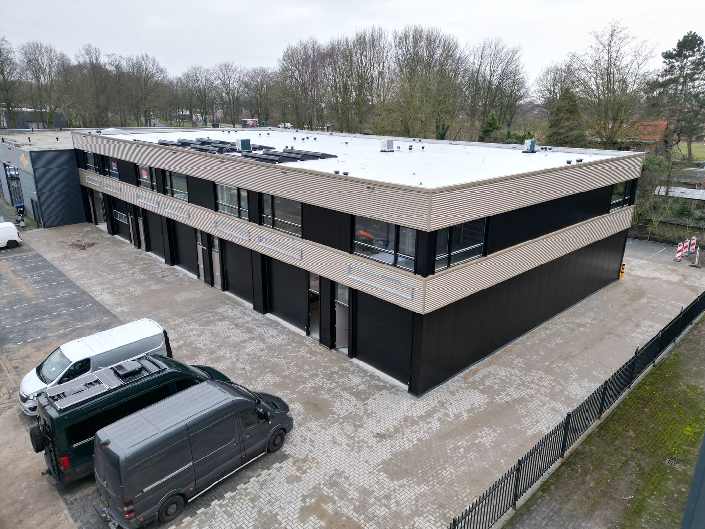 Bekijk foto 3 van Laurens Jzn. Costerstraat 4-G