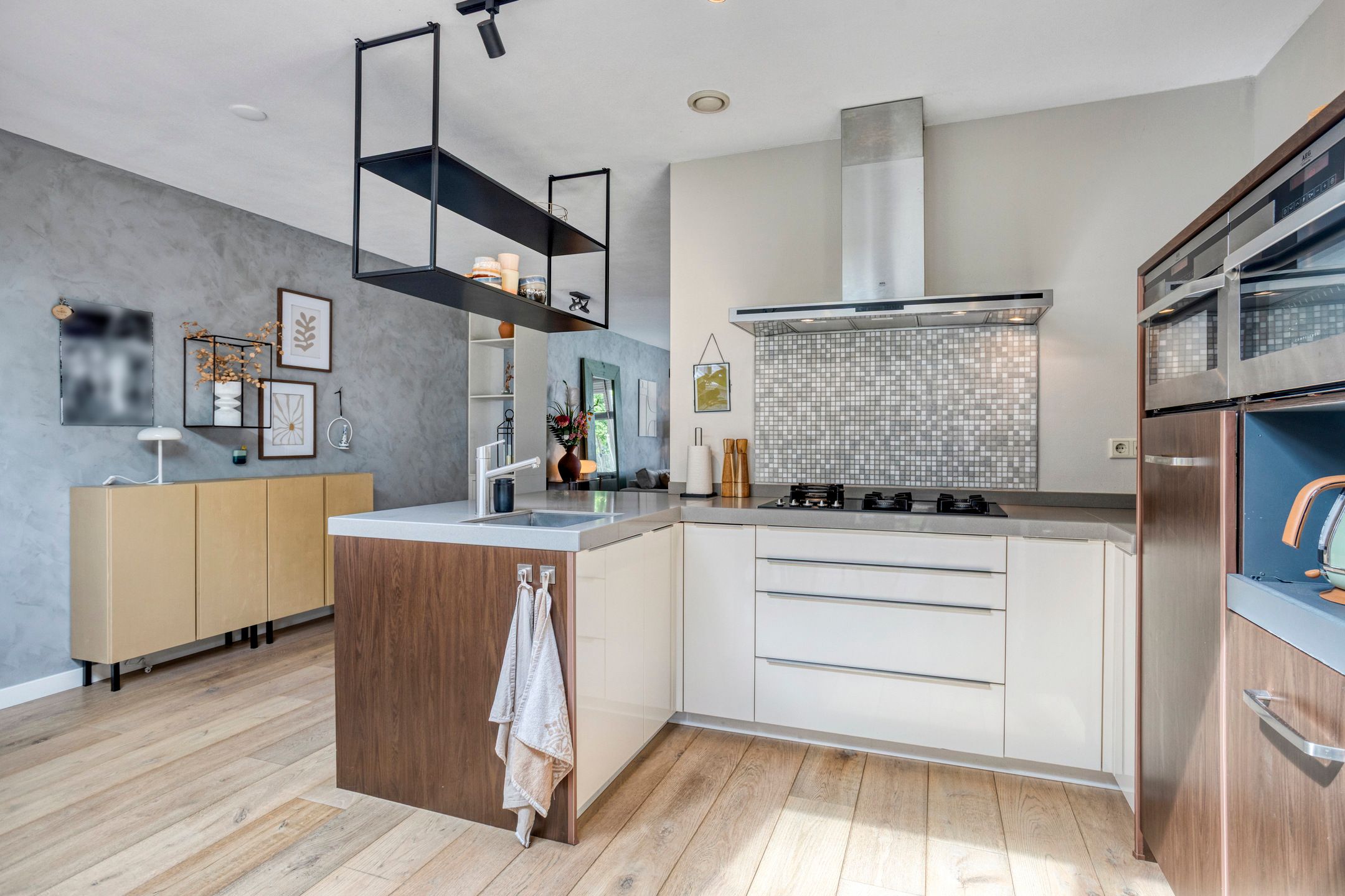 Photo 15 of Professor Schreinemakersstraat 33