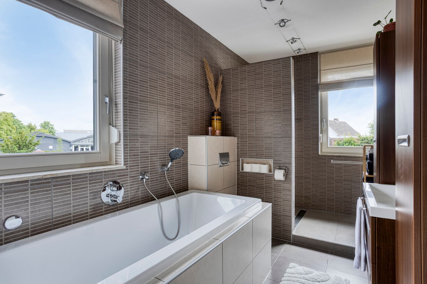 Photo 34 of Professor Schreinemakersstraat 33