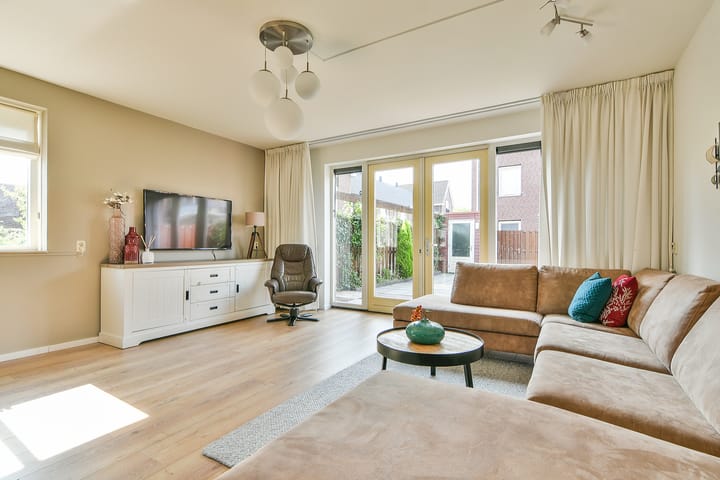 Foto 2 van Meeuwenstraat 50