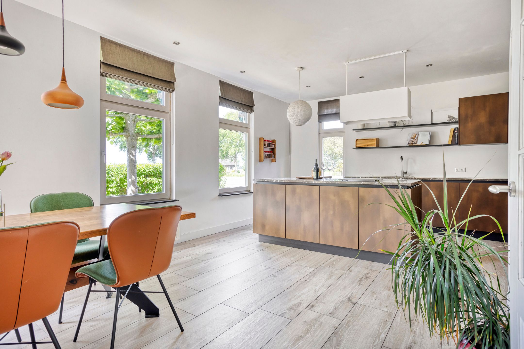 Foto 3 van Leidsestraatweg 8