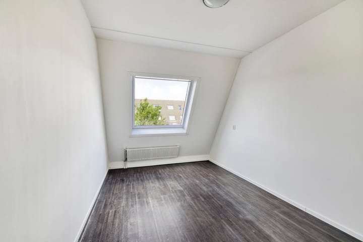 Foto 12 van Moeder Teresastraat 32