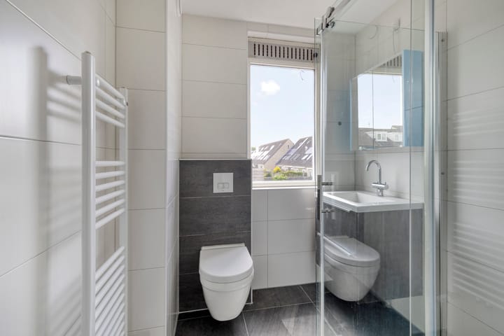 Foto 16 van Moeder Teresastraat 32