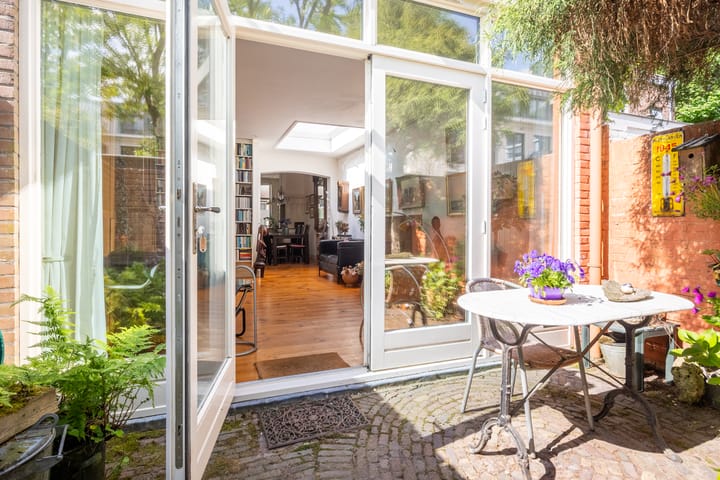 Foto 14 van Looierstraat 8