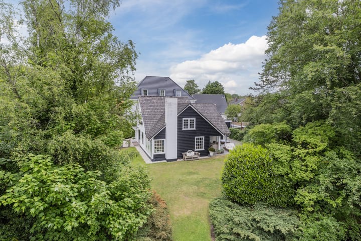 Photo 4 of Zuidlaan 14