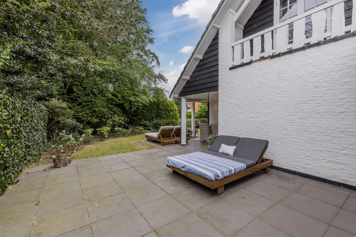 Photo 40 of Zuidlaan 14