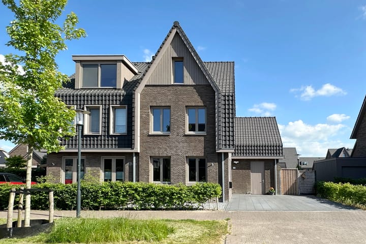 Foto 33 van Dijkstraat 128