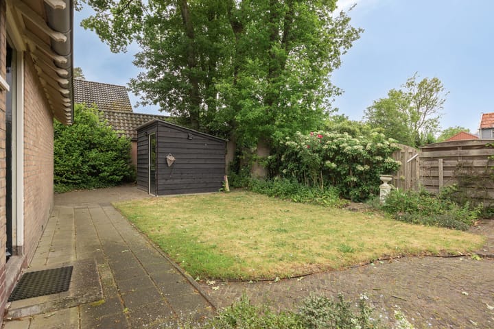 Foto 32 van Dennenlaan 12