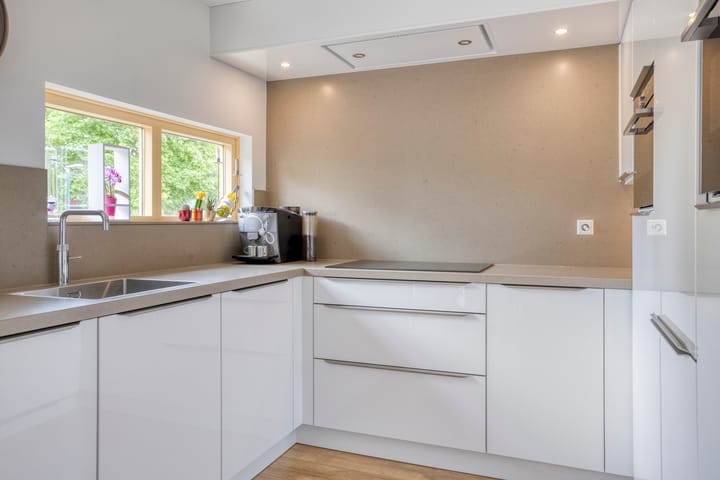 Foto 15 van Plataanhout 86