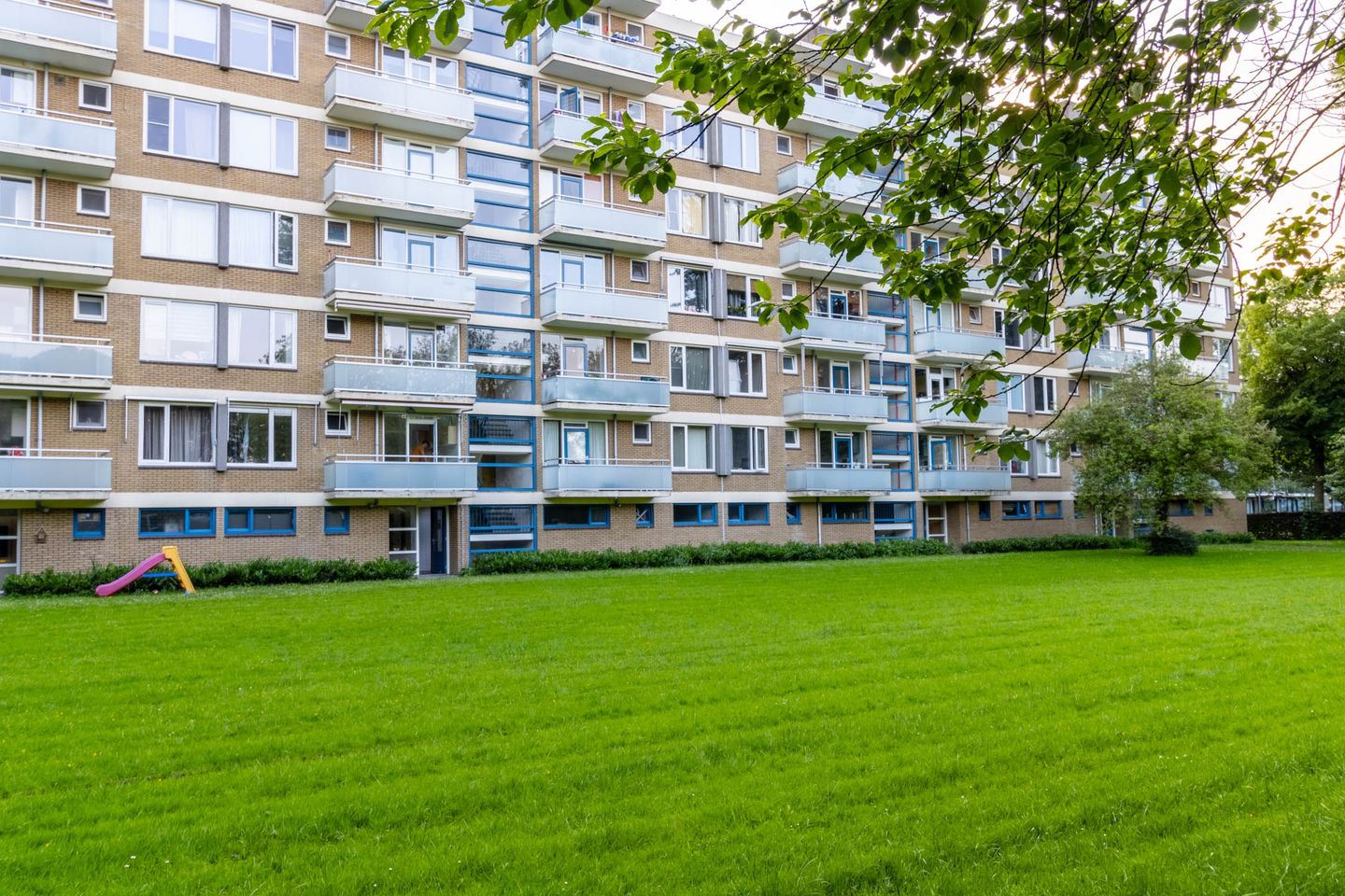 Foto 1 van Blondeelstraat 124