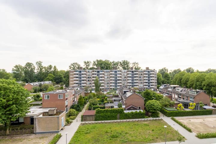 Photo 26 of Blondeelstraat 124