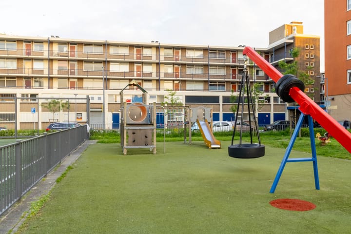 Photo 36 of Blondeelstraat 124