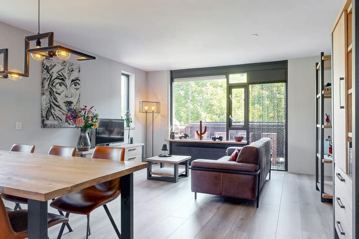 Foto 2 van Pelikaan 11