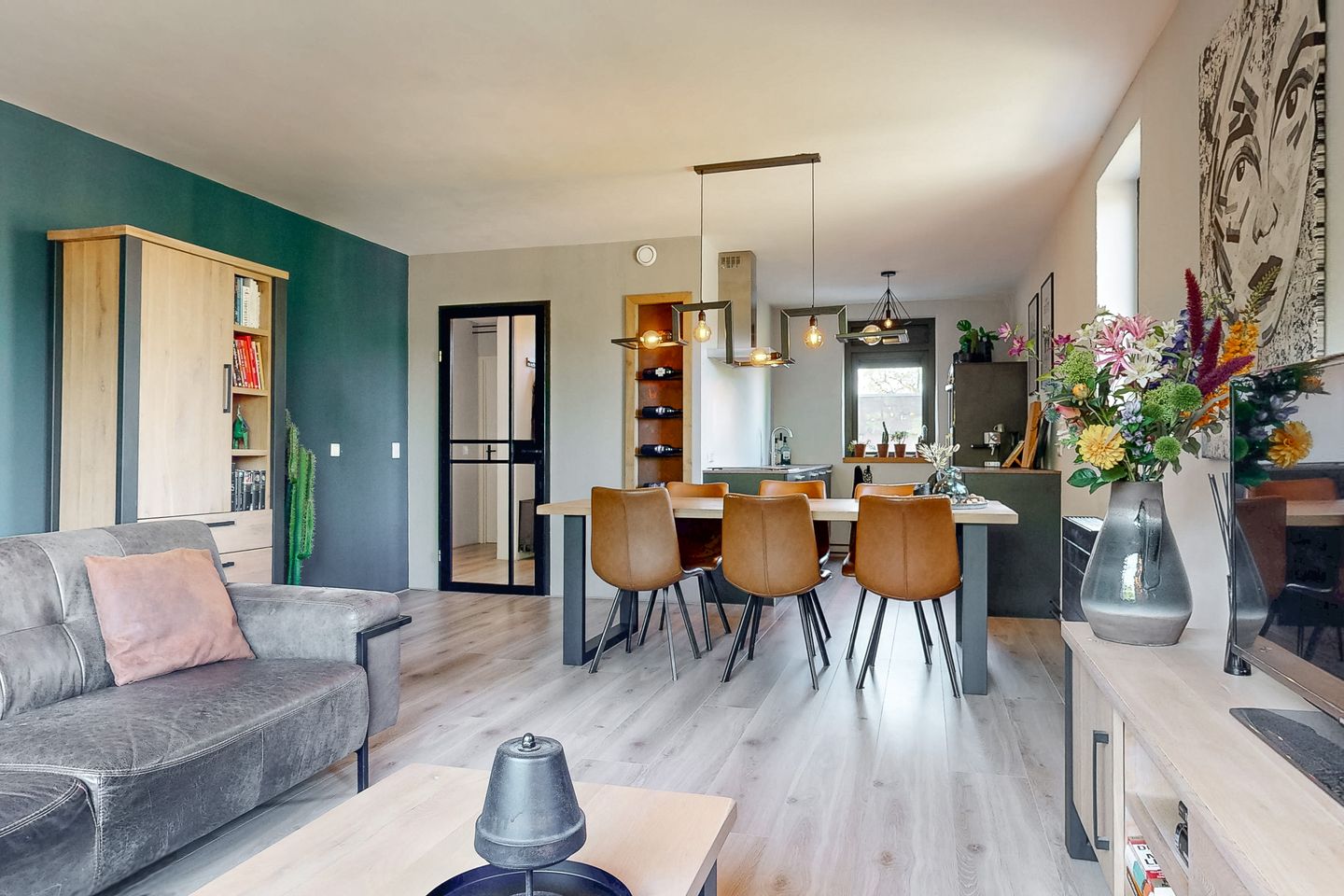 Photo 4 of Pelikaan 11