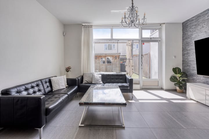 Foto 9 van Cornelis Roobolstraat 49