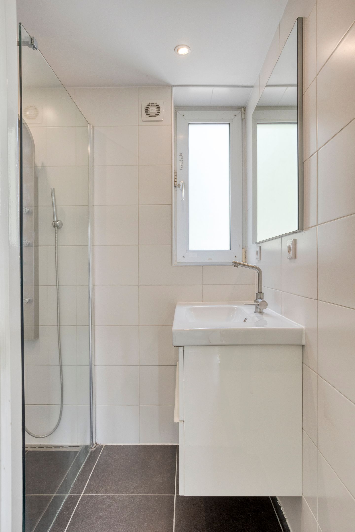 Foto 15 van Cornelis Roobolstraat 49