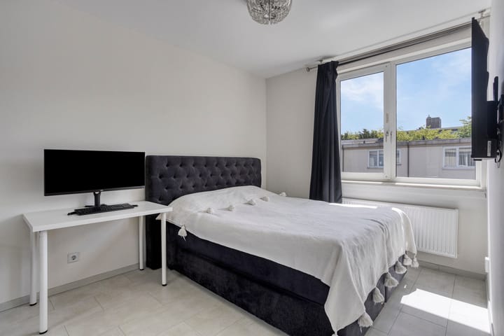 Foto 17 van Cornelis Roobolstraat 49