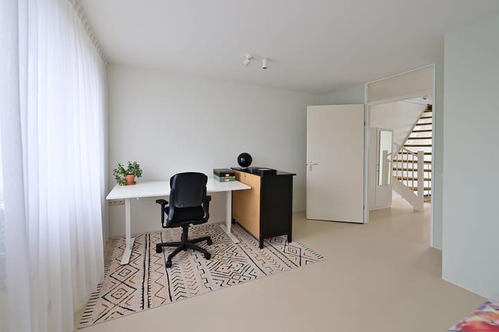 Foto 14 van Rousseaulaan 1