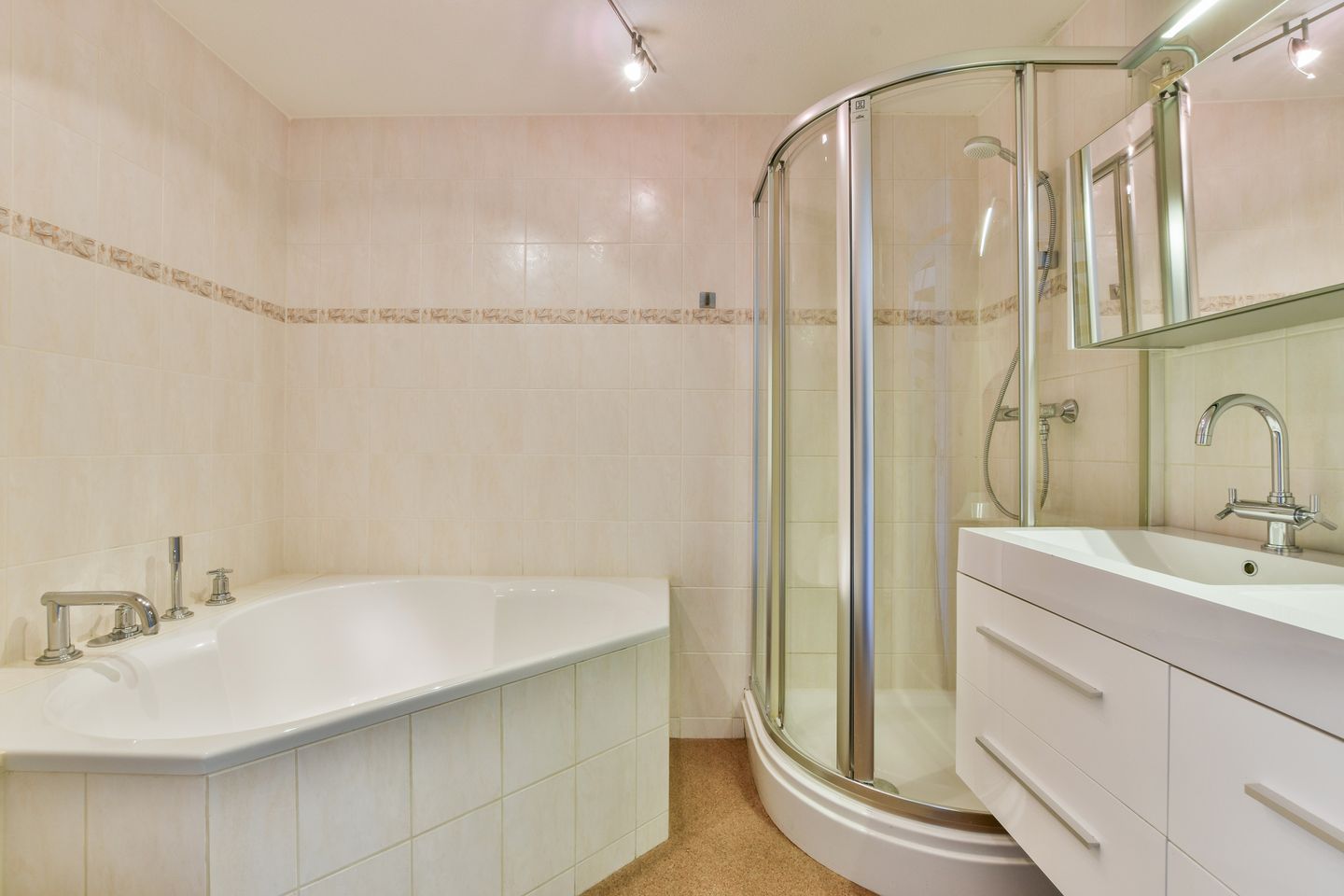 Photo 19 of Rijksstraatweg 135